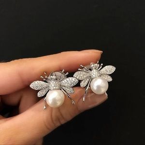 Silver Tone Pearl Bee Stud Earrings